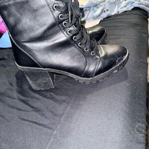 Stylish Black Women's Boots